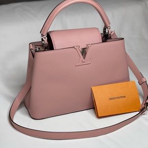 Louis Vuitton Capucines MM
